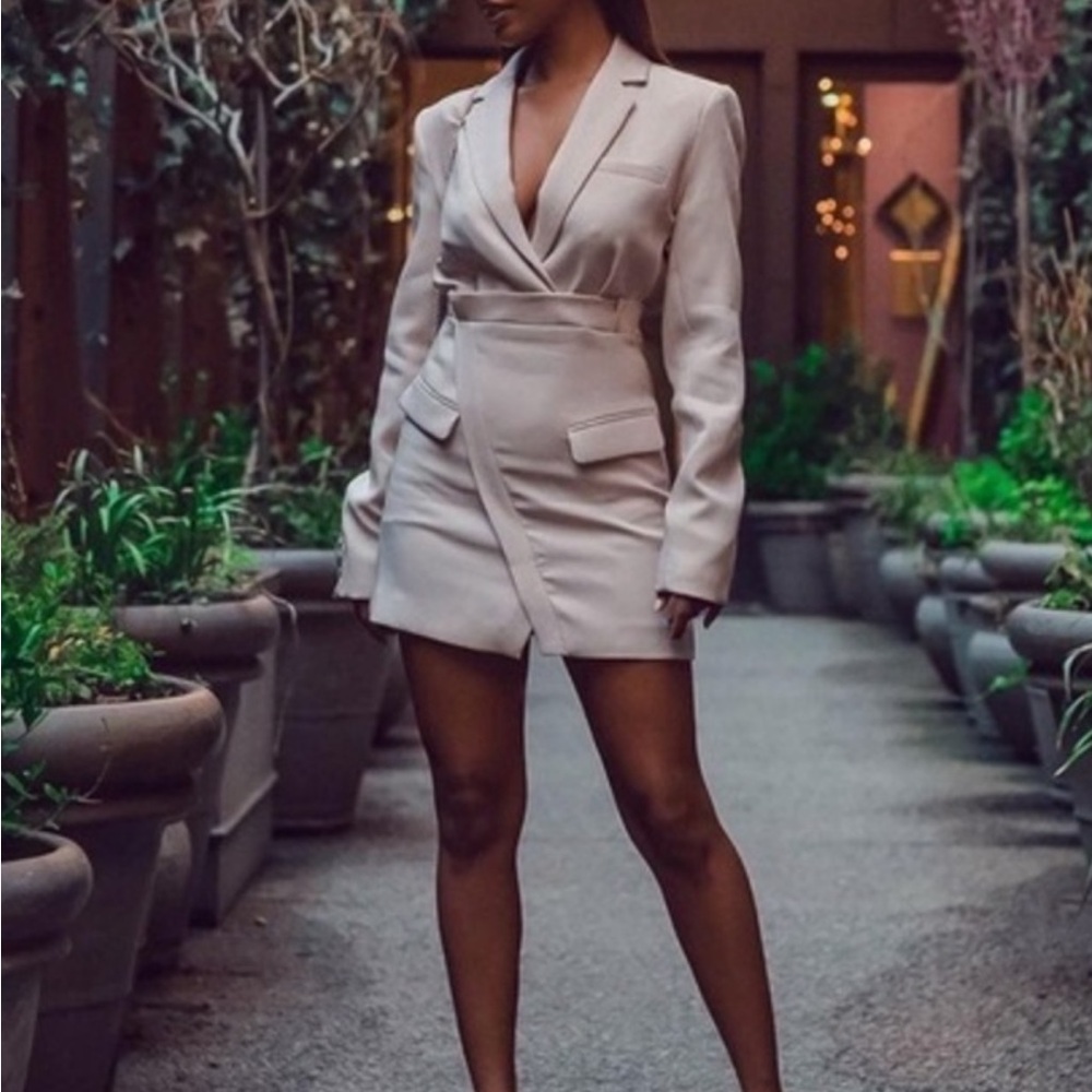 Zara Limited Edition Cream Blazer Dress